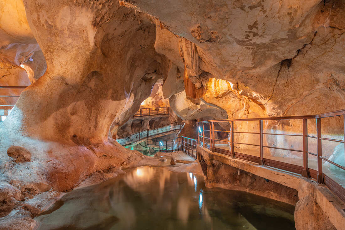 Cueva del Tesoro