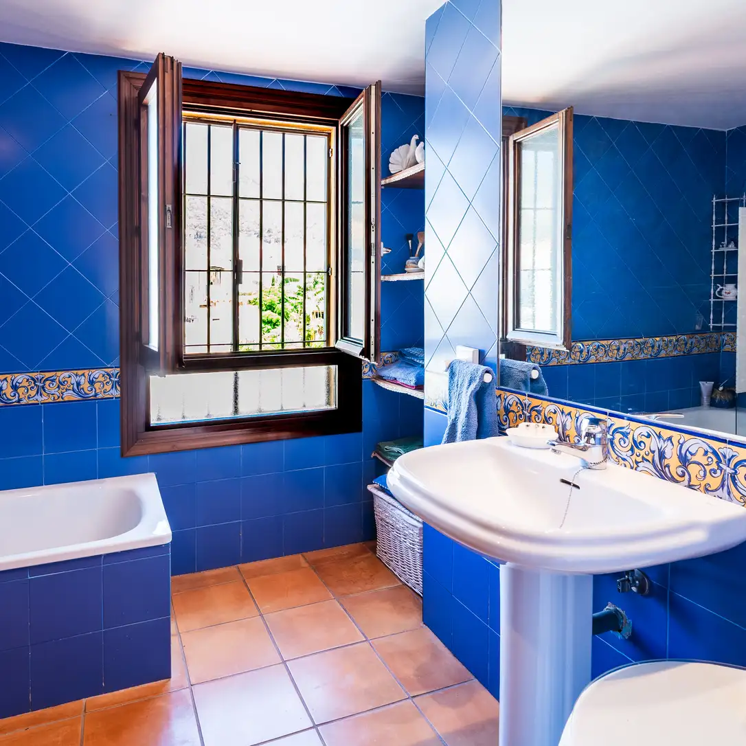 esperanza-bathroom