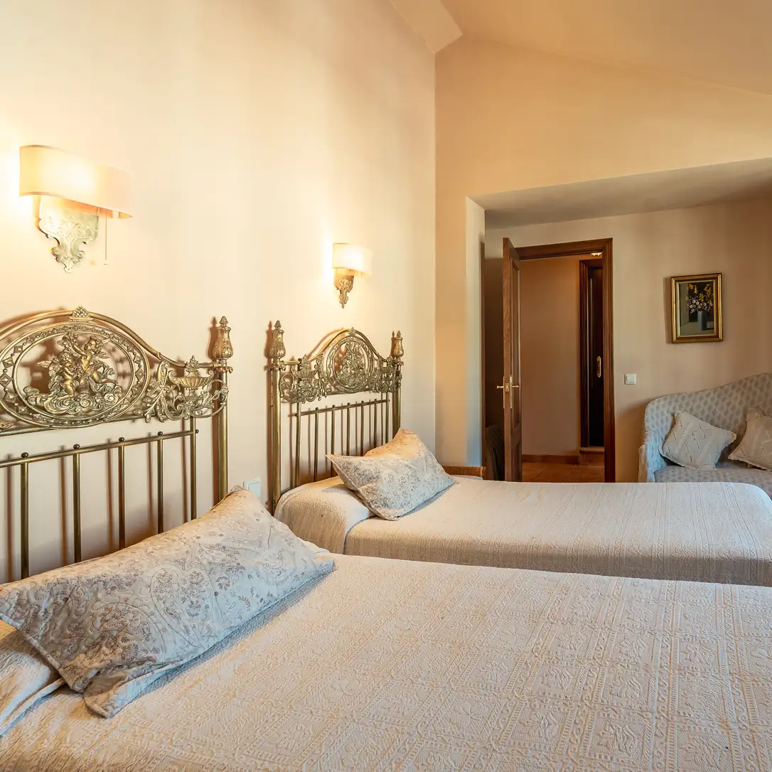 esperanza-bedroom-twin